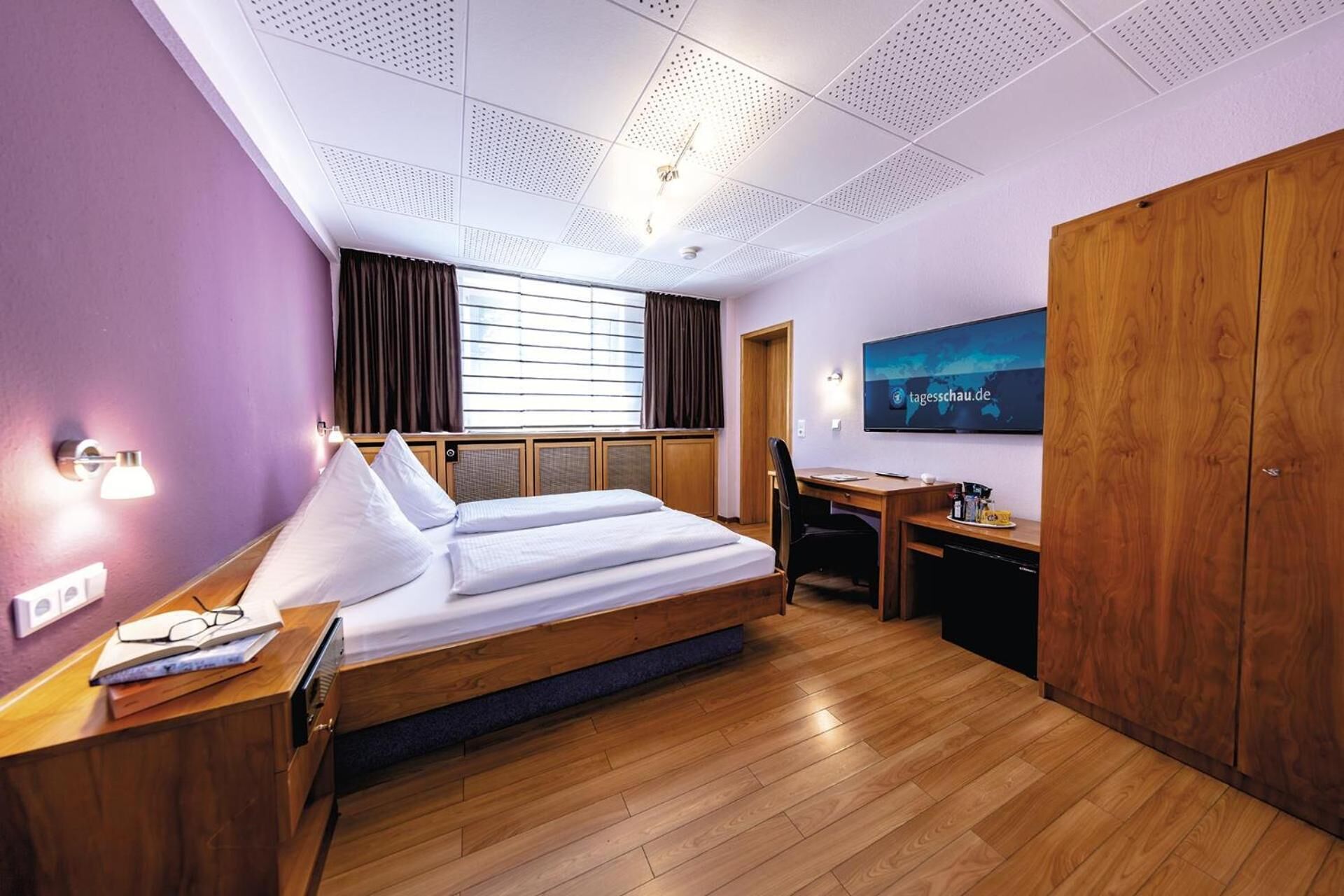 minibar, in-room safe, desk, cots/infant beds