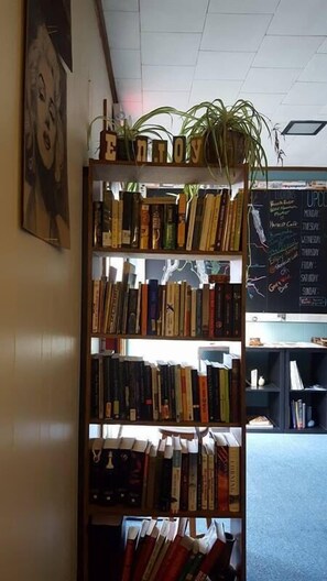 Property amenity - The Local Hostel (Watkins Glen)