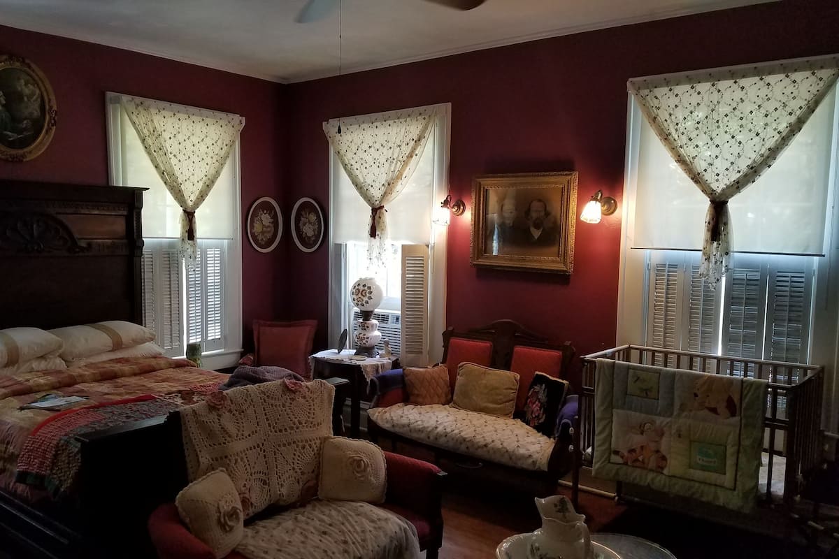 Victorian Room | Een strijkplank/strijkijzer, gratis wifi