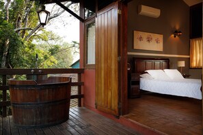 Family Room | Minibar, desk, free WiFi - Hotel Fazenda Recanto Shangri-lá (Brotas)