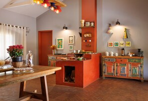 Free daily buffet breakfast - Hotel Fazenda Recanto Shangri-lá (Brotas)