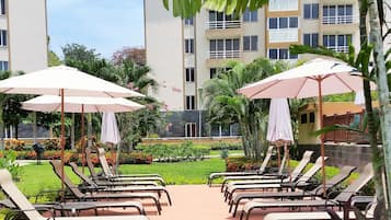 Sun deck