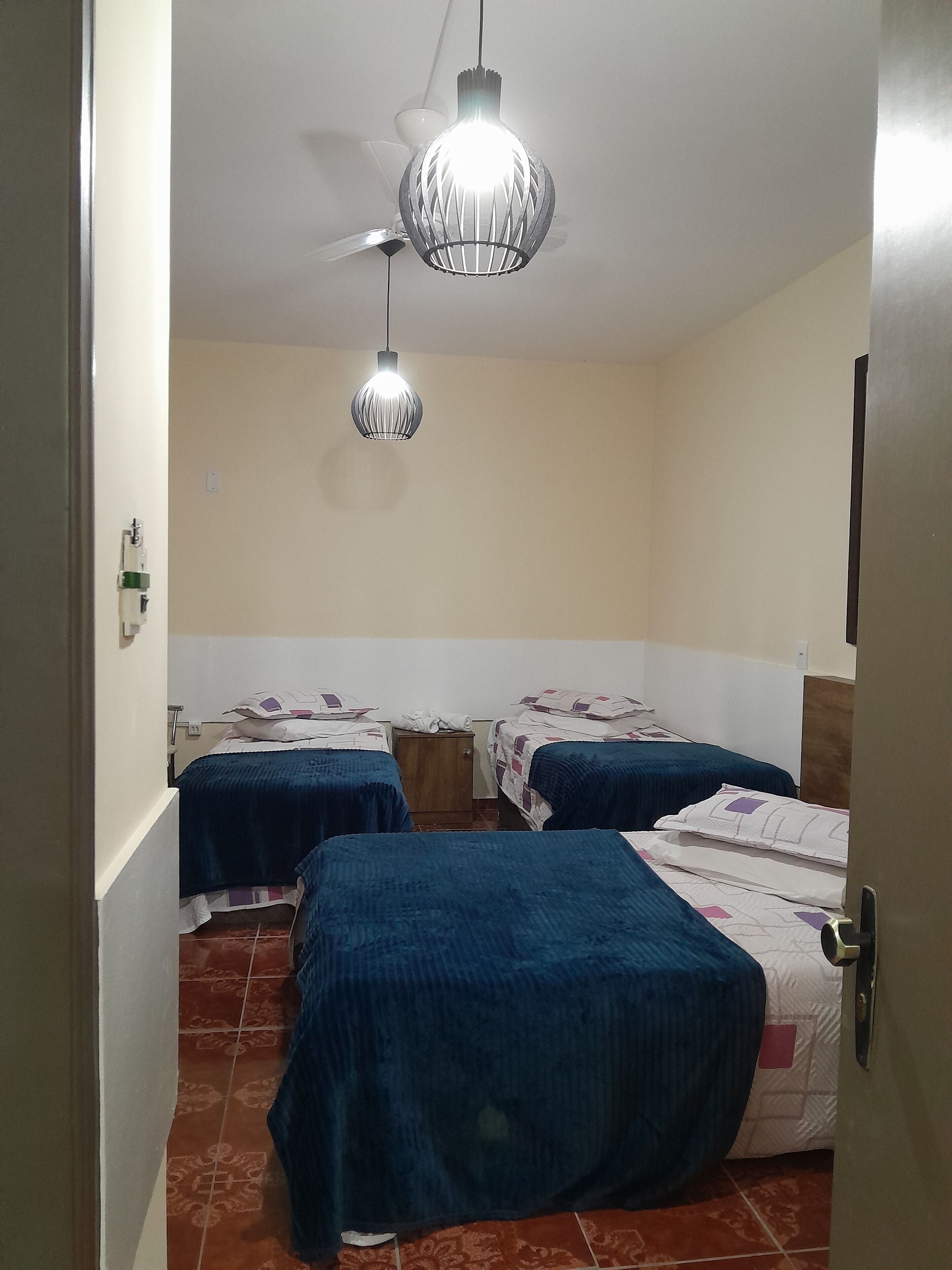 Comfort Triple Room | Egyptian cotton sheets, premium bedding, pillowtop beds, desk