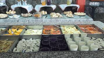 Kaffee und/oder Kaffeemaschine