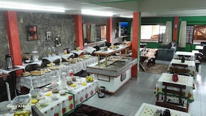 Petit déjeuner buffet compris tous les jours