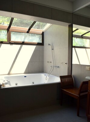 Jetted tub - San Ceferino Hotel & Spa (Luján)