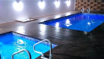 Outdoor pool, pool loungers