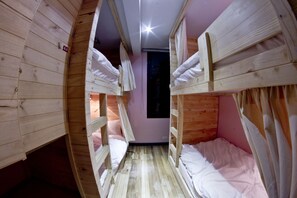 Standard Shared Dormitory, Mixed Dorm, Shared Bathroom (4 people) | In-room safe, free WiFi