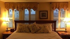 Unclassified image, 4 of 21, button - The Stepping Stones Inn (Lyndonville)