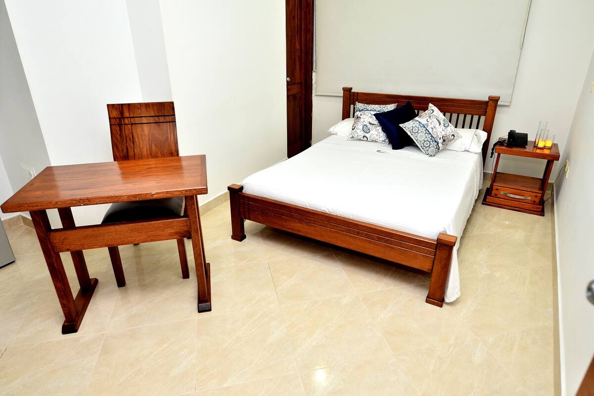 2 bedrooms, desk, free WiFi