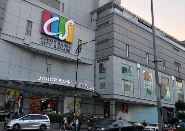 สถานที่น่าสนใจ