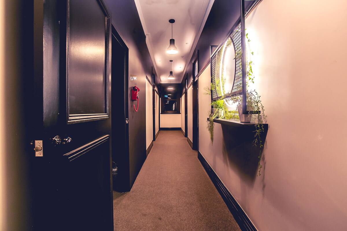 Classic Queen Room with Shared Bathroom | Premium bedding, in-room safe, desk, soundproofing