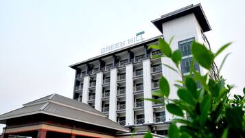 Bagian depan properti