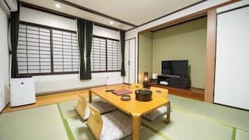 Japanese Style Room, Shared Bathroom | Down duvets, in-room safe, blackout curtains, free WiFi