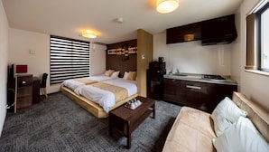 Studio (3 Beds) | Meja, ruang kerja komputer riba, Wi-fi percuma 