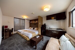 开间 (3 Beds) | 特色装修、特色家居、办公桌、笔记本电脑工作区