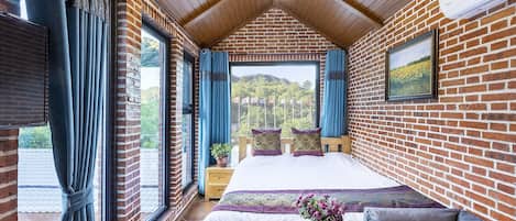 Double Room, Mountain View | Iron/ironing board, free WiFi, bed sheets