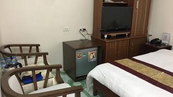 Minibar, in-room safe, desk, blackout curtains