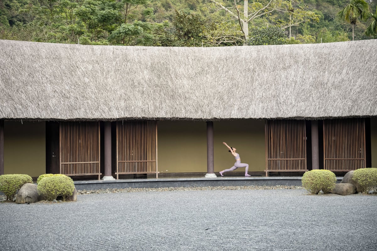 Zen House | Minibar, in-room safe, desk, blackout drapes