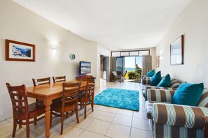 公寓, 2 间卧室 | 客房内用餐