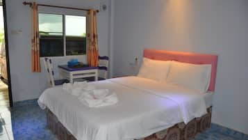 Phòng Tiêu chuẩn, 1 giường đôi, không hút thuốc, quang cảnh đồi núi | Giường gấp/giường phụ (phụ phí), truy cập Internet không dây miễn phí