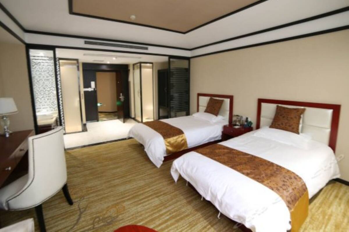 Desk, blackout curtains, free WiFi, bed sheets