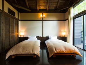 Western Style Room with Private Cypress Bath & Wood Deck, Annex Cottage | Minibar, in-room safe, desk, free WiFi - Prime Villa Fuki No Sato (Yufu)