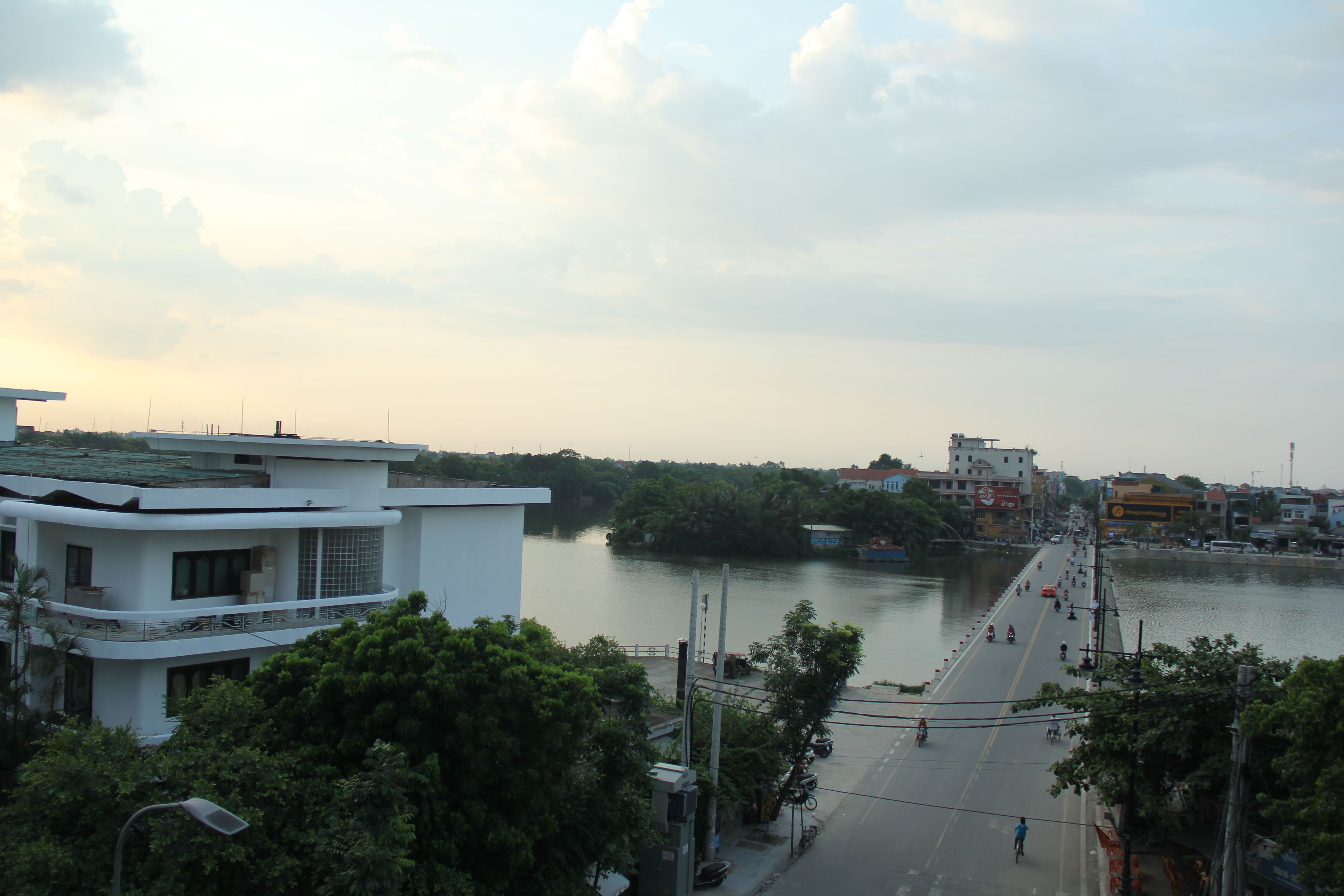 shared dormitory | balcony