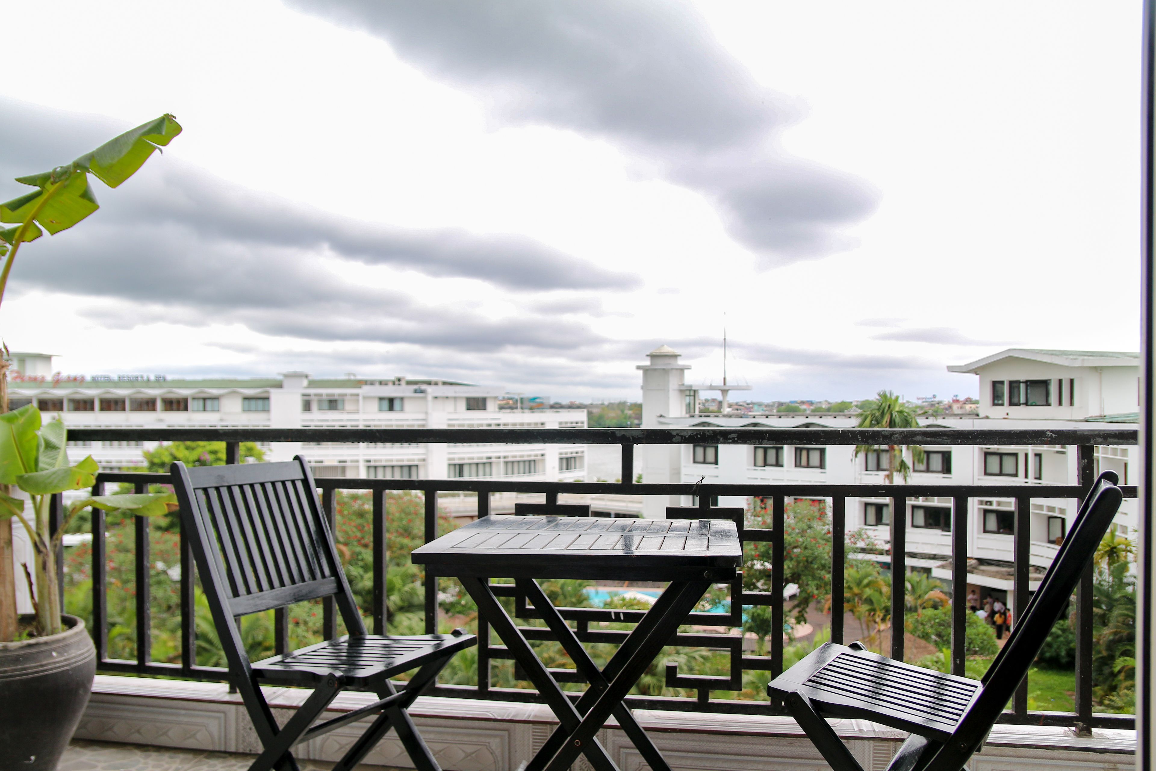shared dormitory | balcony
