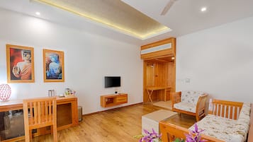 Suite de luxe | Sala d'estar | Televisor de pantalla plana