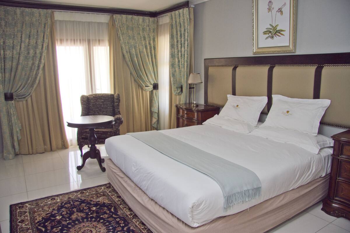 Habitación ejecutiva doble | Caja fuerte, cunas o camas infantiles gratuitas, camas supletorias