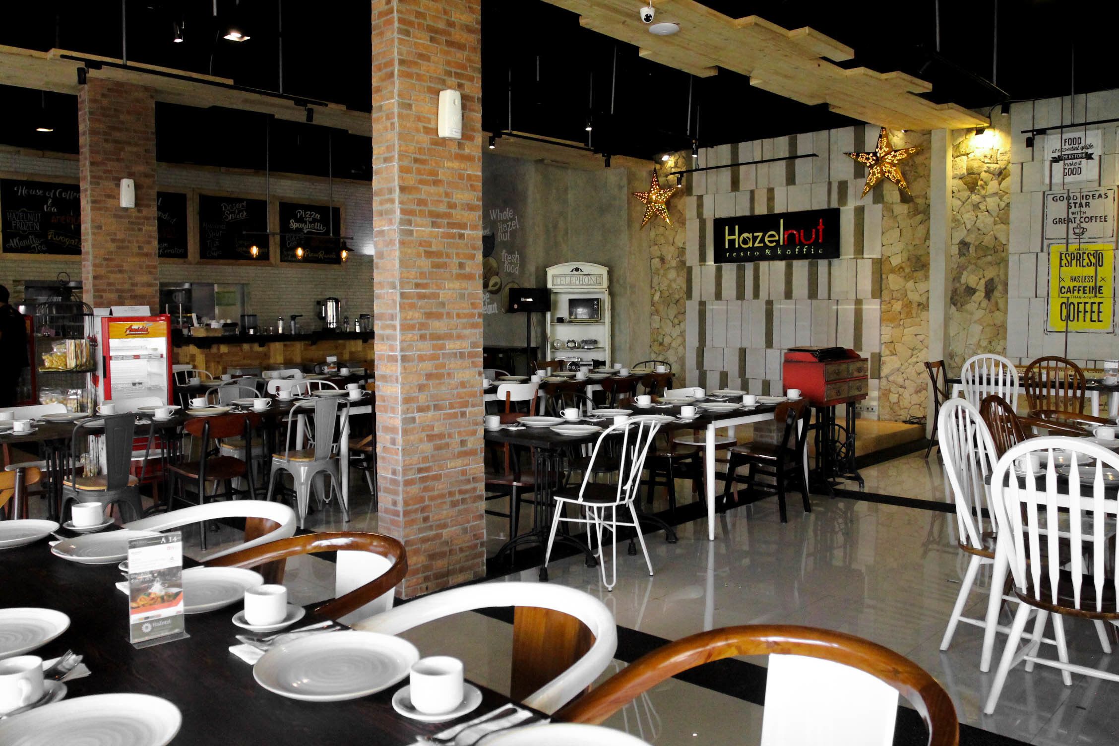 Daily continental breakfast (IDR 45000 per person)