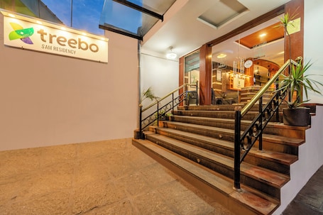 外观. Treebo 山姆公寓