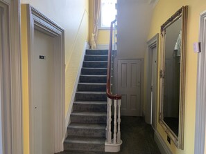 Lobby - Number29 (Shanklin)