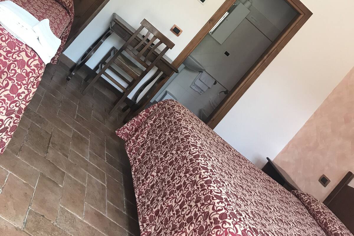 Desk, bed sheets