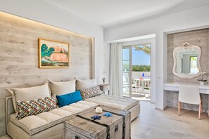 Junior Suite | Living room - White Pearls Luxury Suites - Adults Only (Kos)