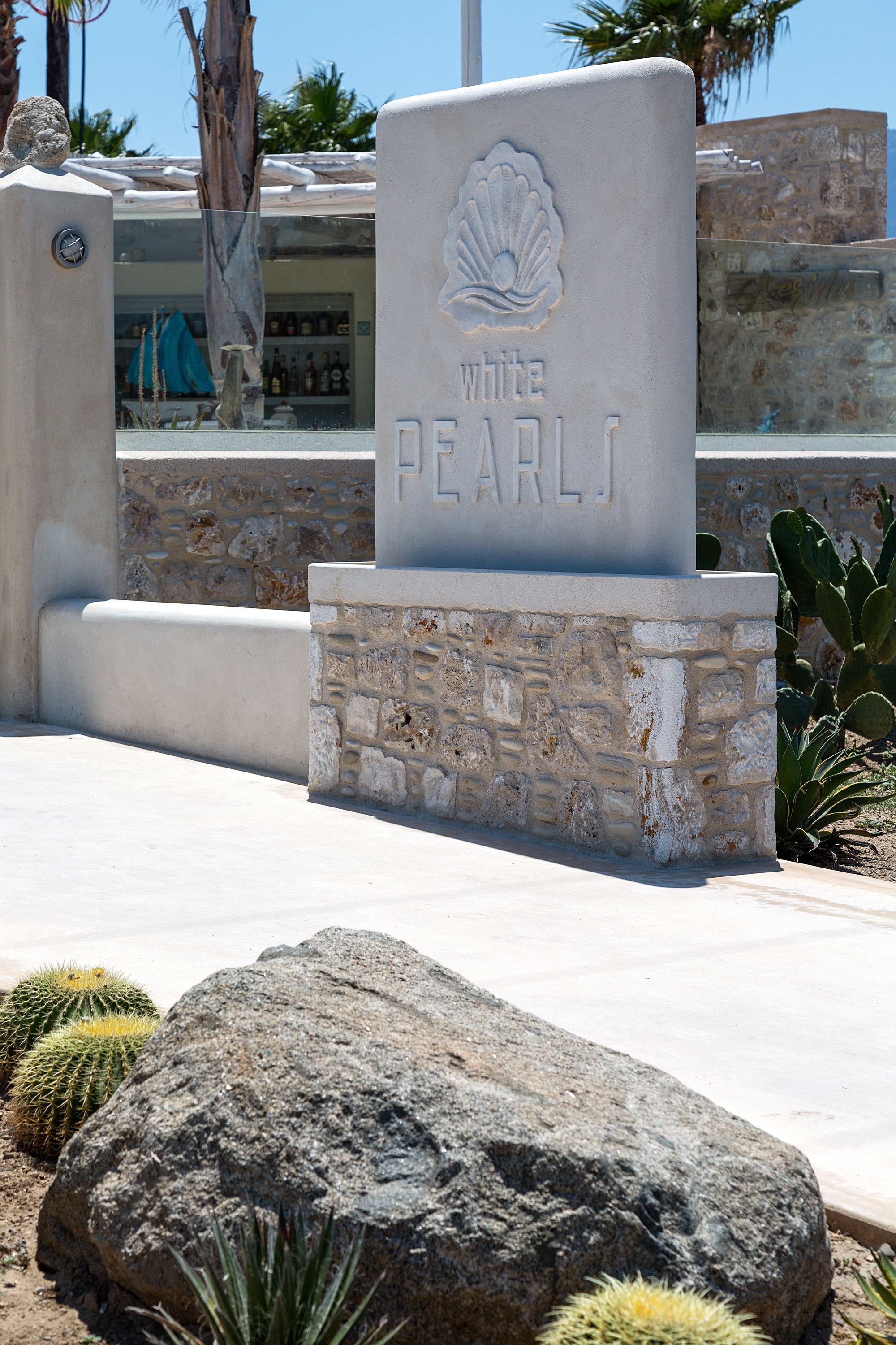 Photo - White Pearls Luxury Suites   Adults Only