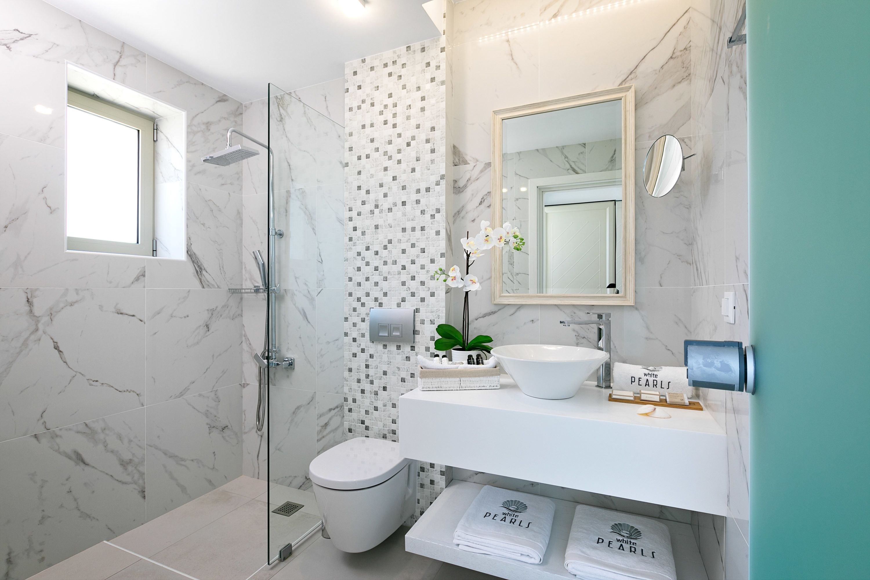 Photo - White Pearls Luxury Suites   Adults Only