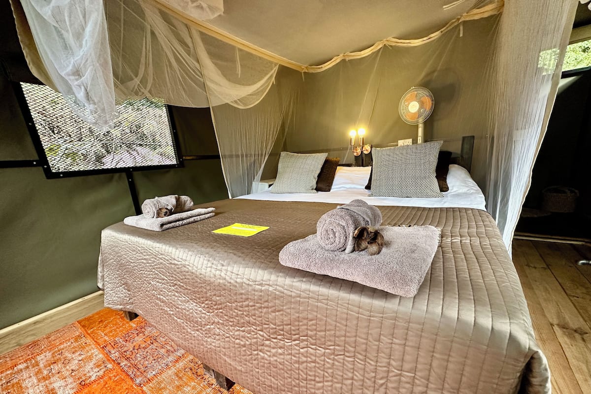 Classic Tent, River View