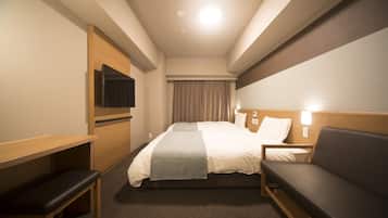 Cofres nos quartos, escrivaninha, espaço de trabalho para notebook