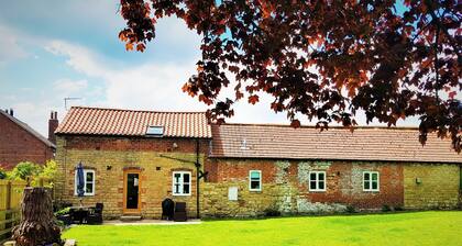 The Old Granary - Holiday Cottage