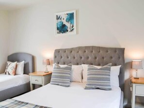 Cottage, 2 Bedrooms | 2 bedrooms, hypo-allergenic bedding, blackout curtains - The Old Granary - Holiday Cottage (York)