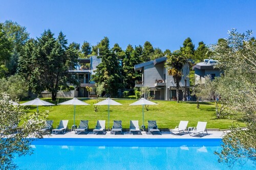 Sani Woods Apartments