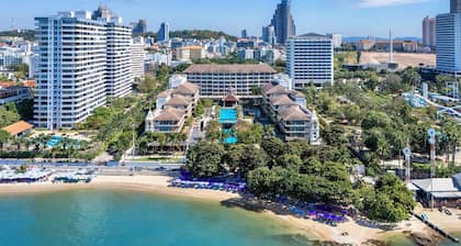 The Heritage Pattaya Beachfront Resort