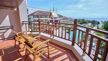 Deluxe Seaview | Balcony view