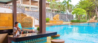 Heritage Pattaya Beachfront Resort