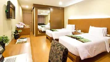 Stay Superior Twin Room | มินิบาร์, ตู้นิรภัยในห้องพัก, โต๊ะทำงาน, ผ้าม่านกันแสง