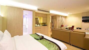 Stay Suite Double Room | Minibar, in-room safe, desk, blackout drapes