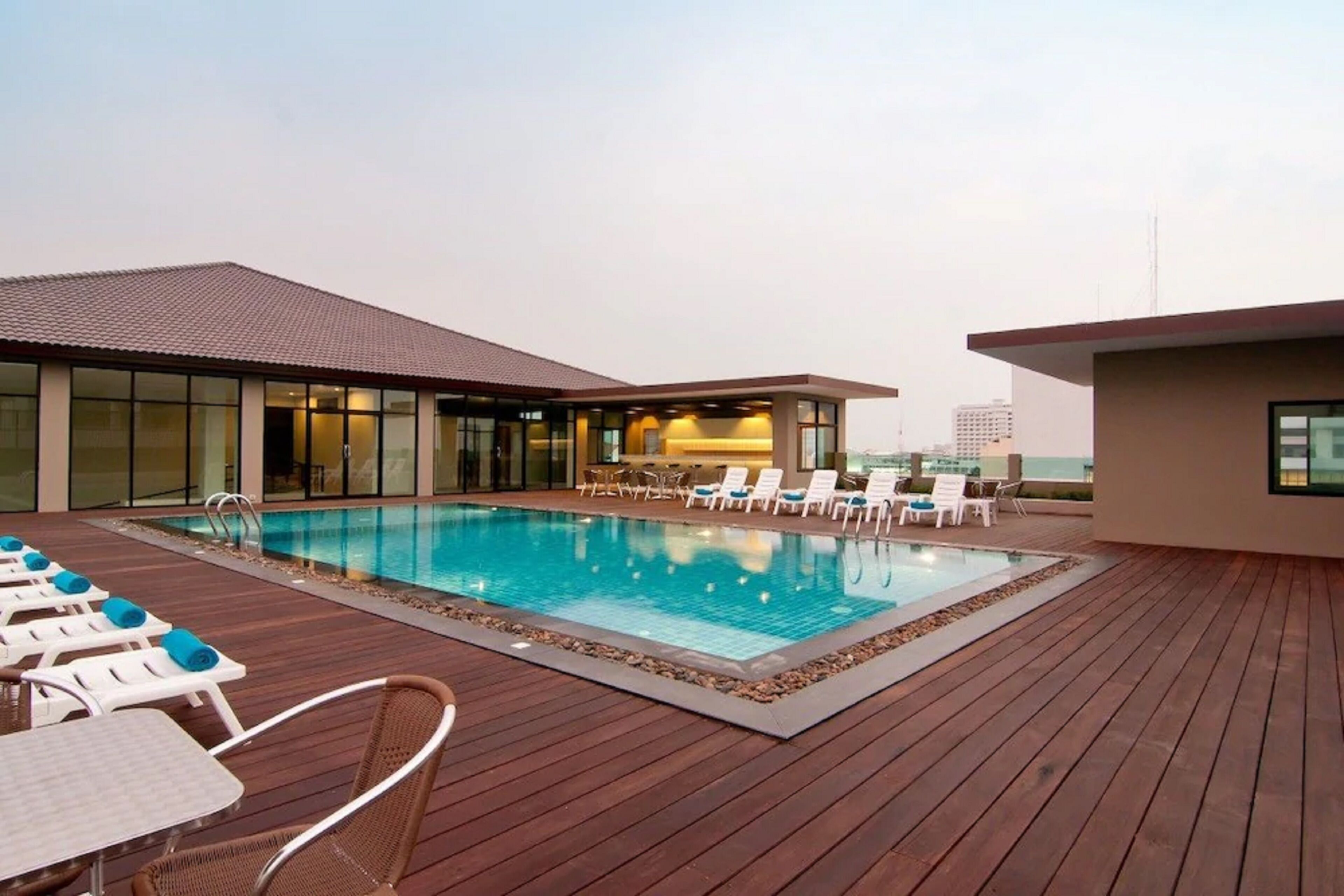 outdoor pool, pool loungers