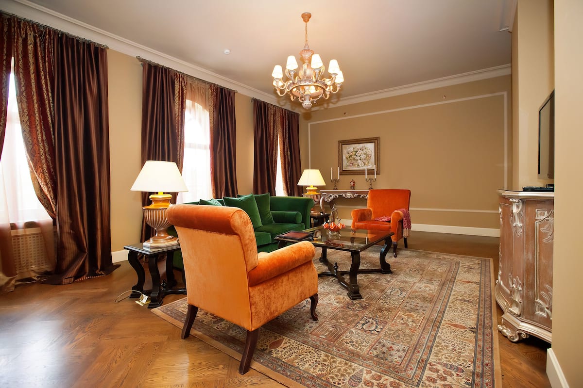 Presidential Suite, 2 Bedrooms | Living area